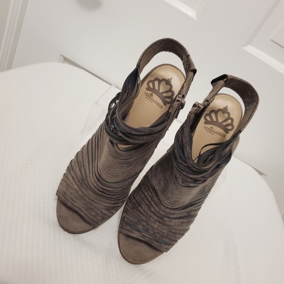 Fergalicious Heather2 Wedge Open Toe Booties Size 7M, Boho - Picture 5 of 12